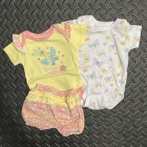 Mon Cheri Baby Short Set